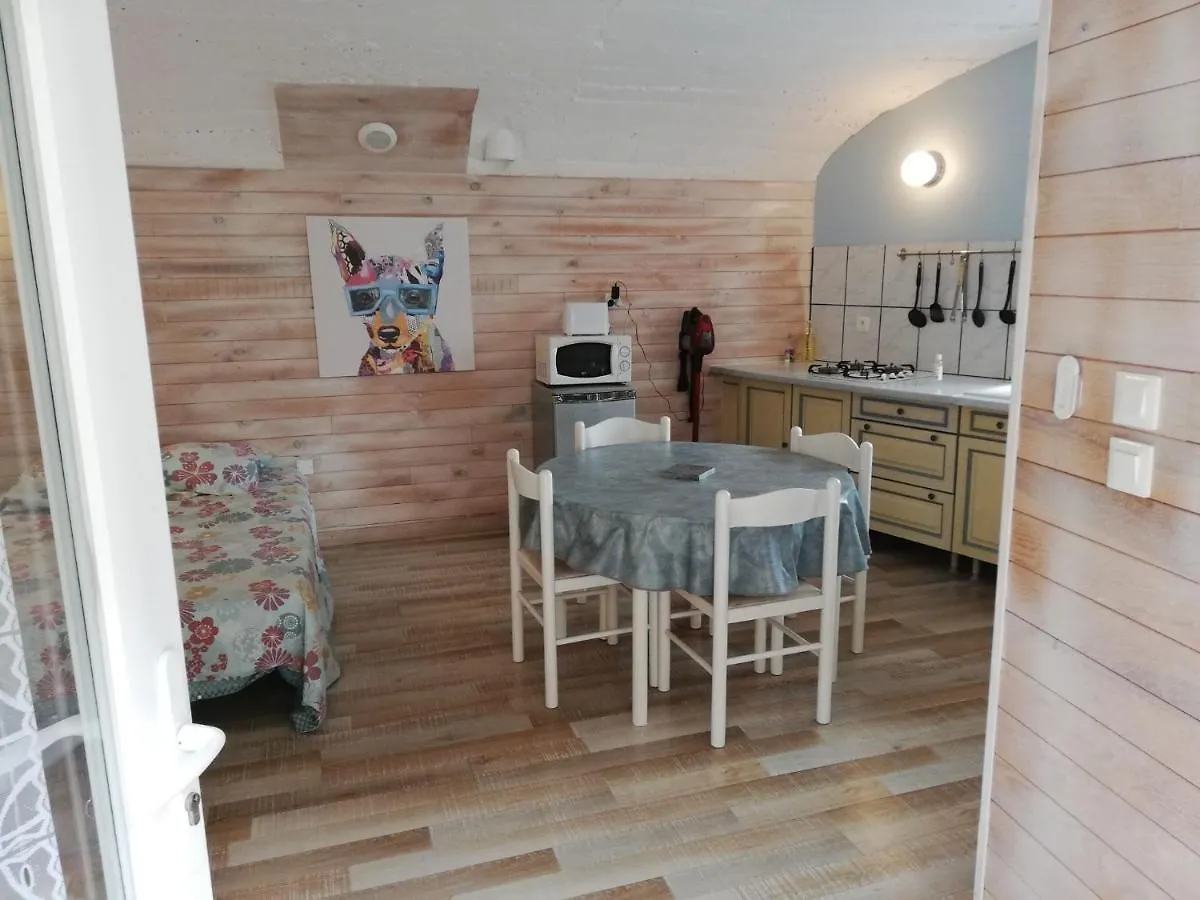 41 Rue De La Roche Apartment Auzat-la-Combelle